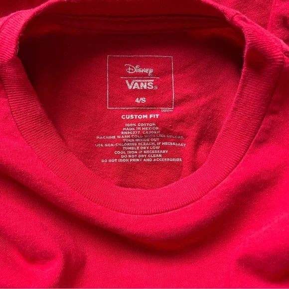 Vans x Disney Kids Red The Original Mickey Mouse Graphic T Shirt Size 4/Small - Picture 6 of 6
